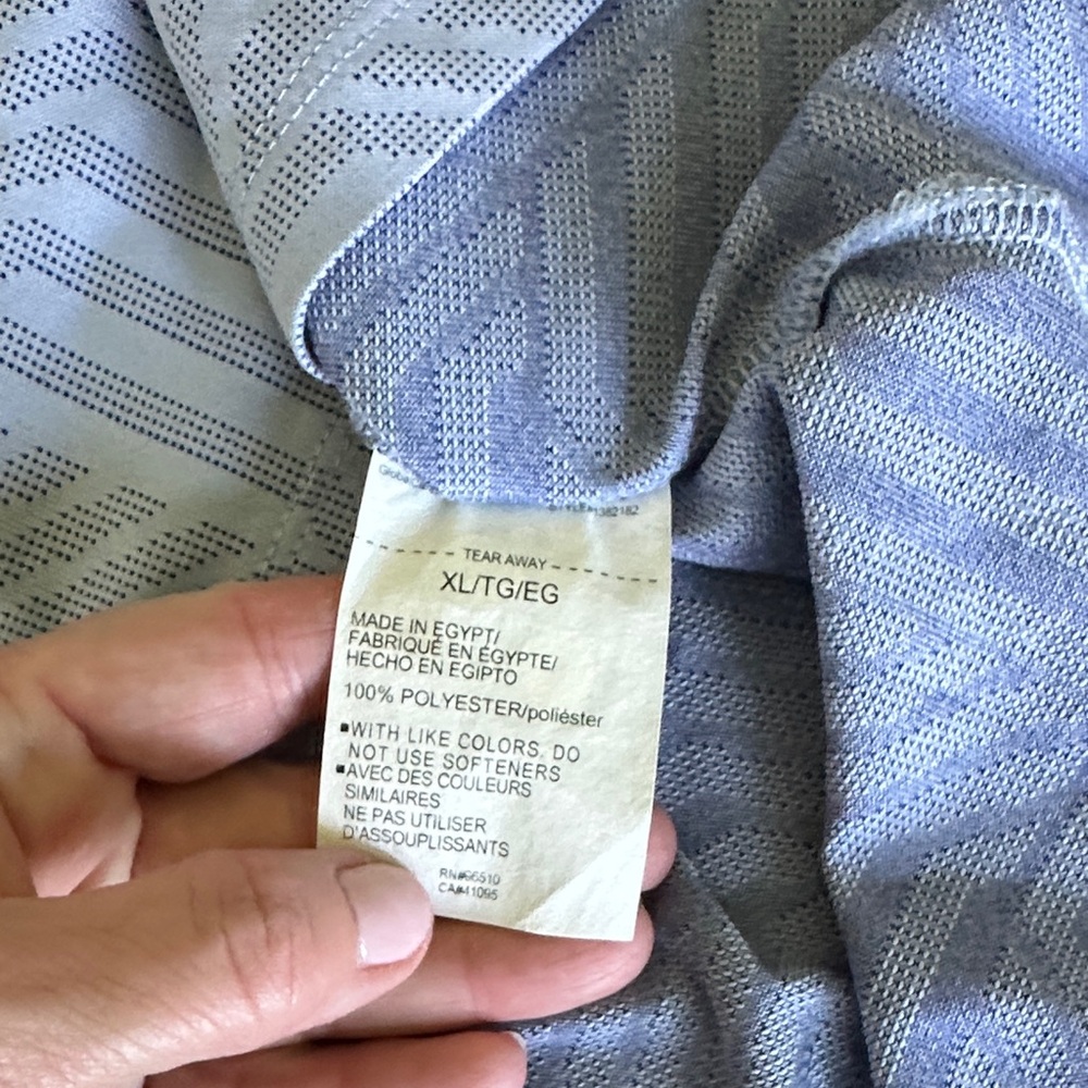Under Armour Men's Light Blue Tee - Picture 4 of 6
